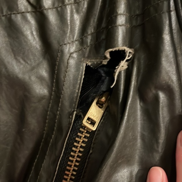 SAM. Hudson Waxed Jacket. Coyote Fur Trim Hood - Picture 5 of 8